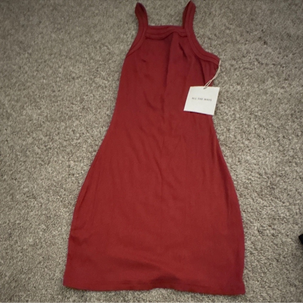 Chic Red Midi Dress